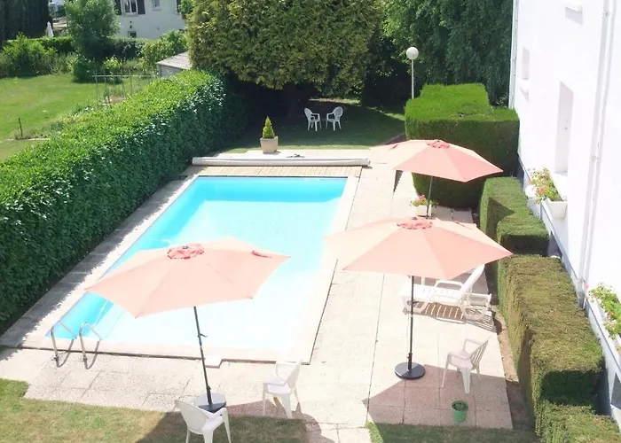 Des Biches 2* Nuaillé